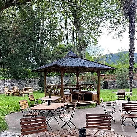 Logis Le Domaine De La Regaliere Hotel