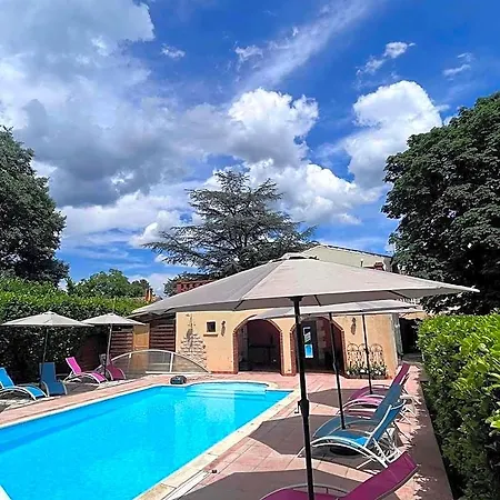 Logis Le Domaine De La Regaliere