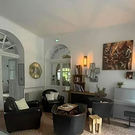 Logis Le Domaine De La Regaliere Hotel
